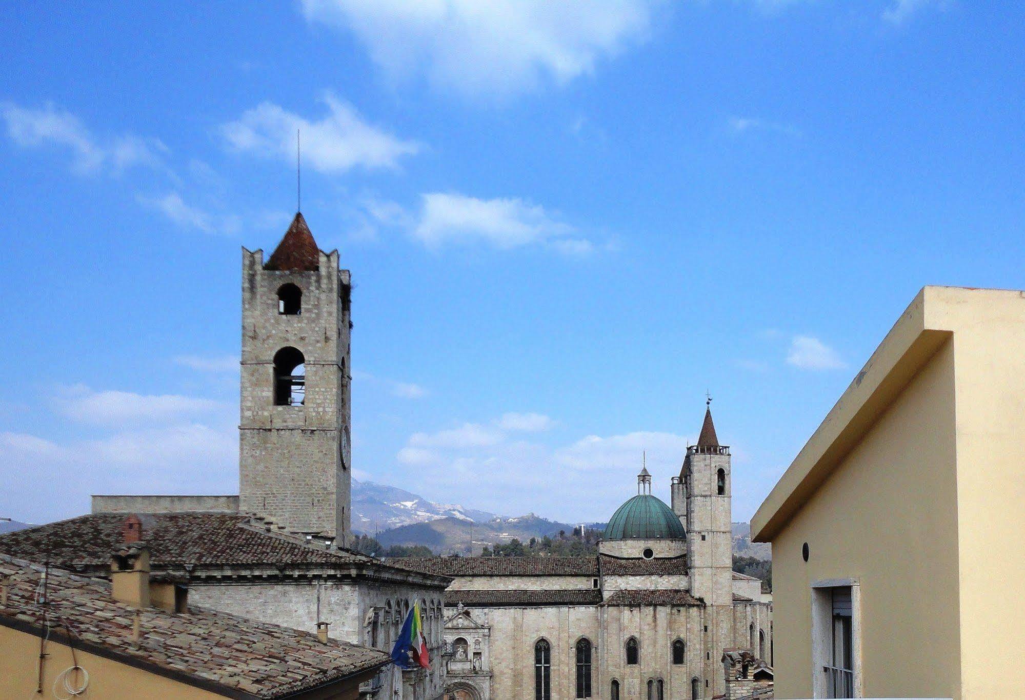 Dietro Piazza Ascoli Piceno Dış mekan fotoğraf
