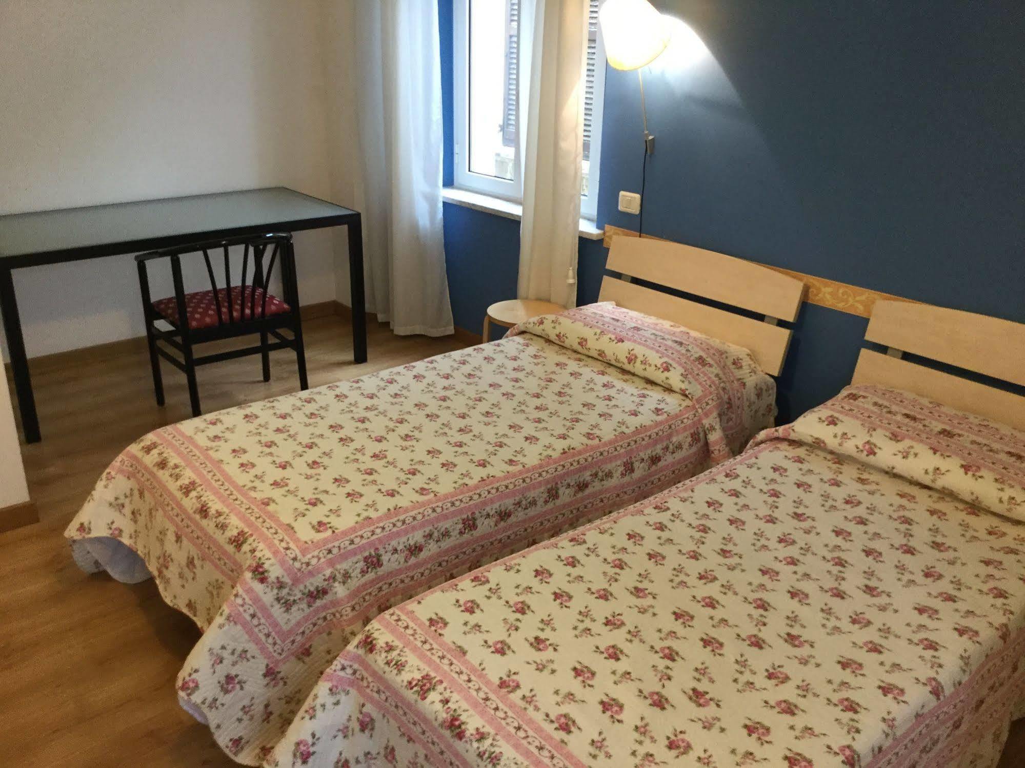 Dietro Piazza Ascoli Piceno Dış mekan fotoğraf